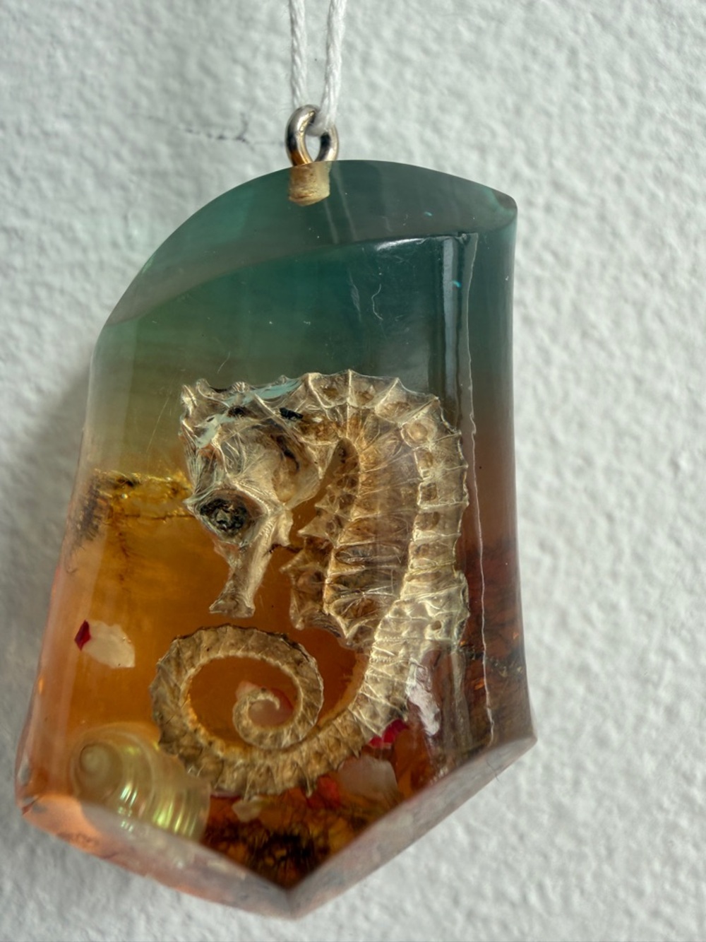 Vintage two tone seahorse resin pendant